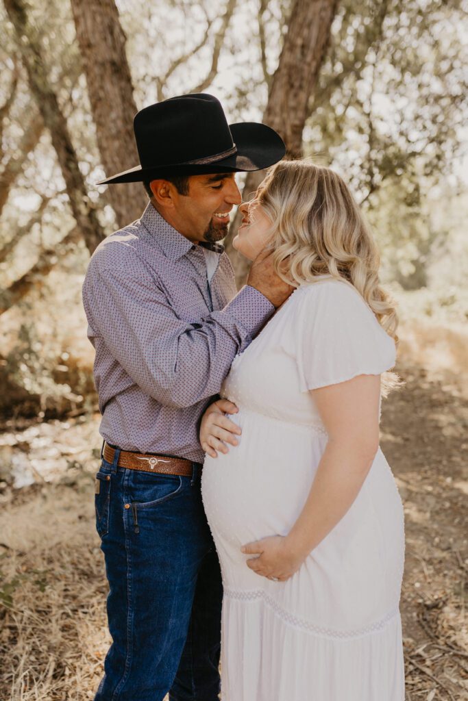 Western Maternity Photos
