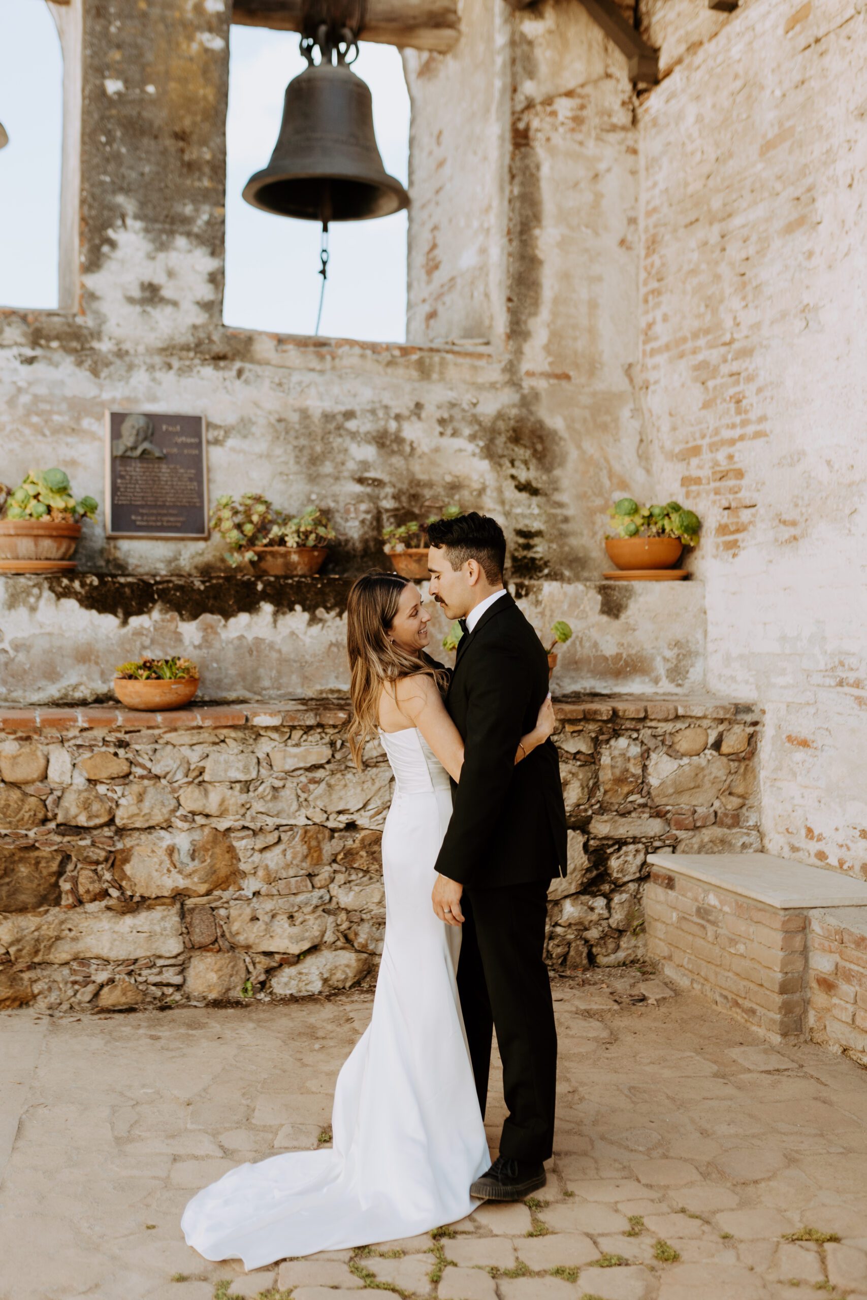 Mission San Juan Capistrano Wedding Photos
